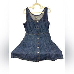 It has pockets!! NWOT Casual Denim Button-Down Dress with pockets